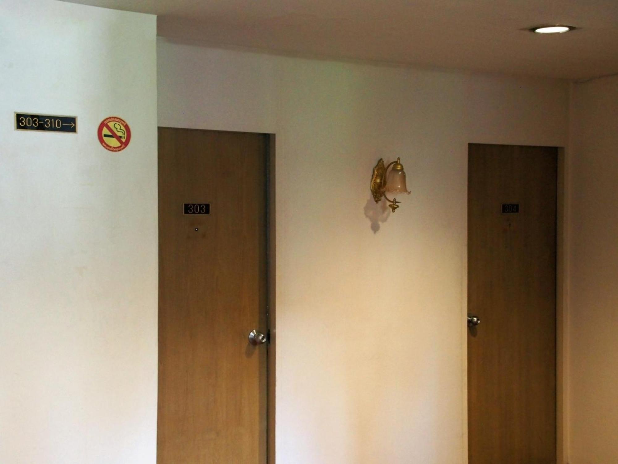 Wish Inn Chidlom V วิช อินน์ ชิดลม 2 Bangkok Extérieur photo